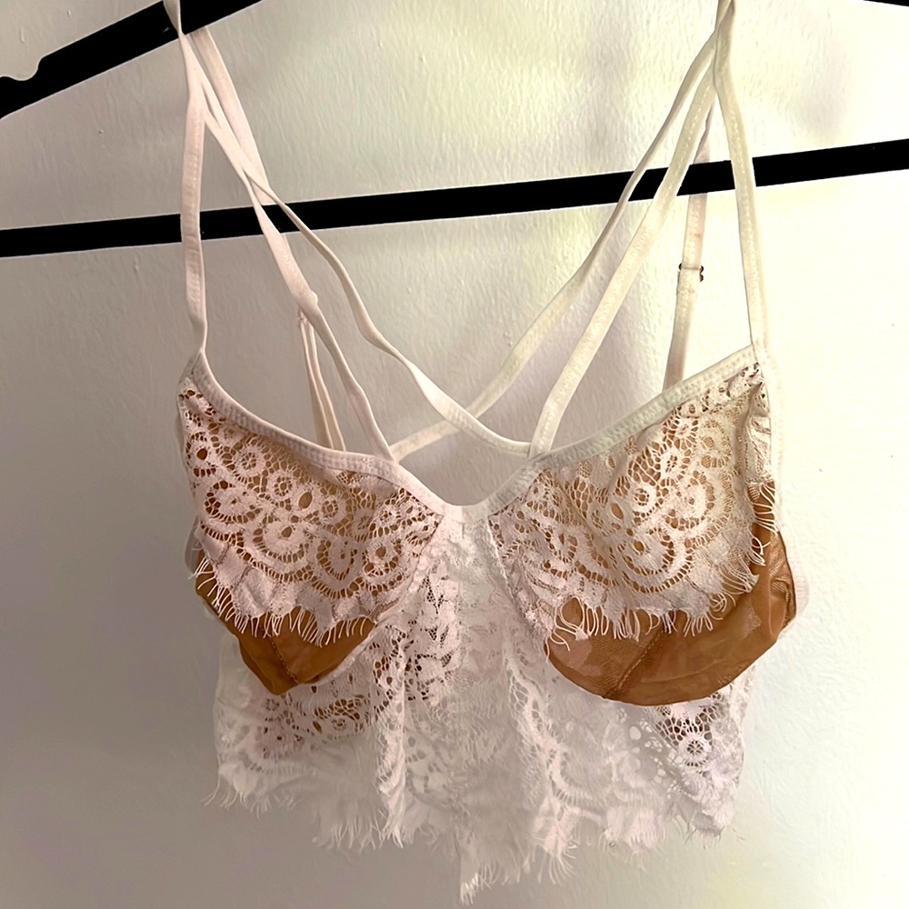 White lace bralette, medium